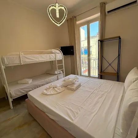 Valentino House Vico Mattonelle 48