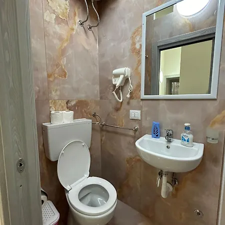 Valentino House Vico Mattonelle 48 * Napoli